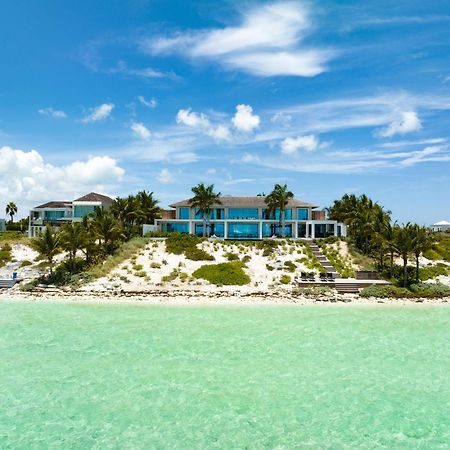 Grace Bay Club Hotell Exteriör bild